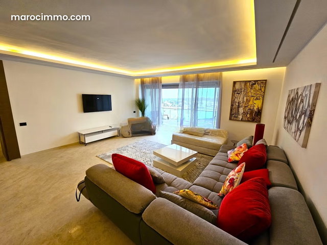 Magnifique Appartement 3 Chambres Meublé et Equipé — 2