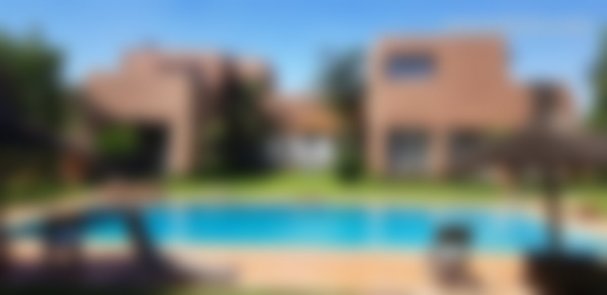 Villa neuve 525 m², 5000 m² de parc arboré, Route de Fès Marrakech