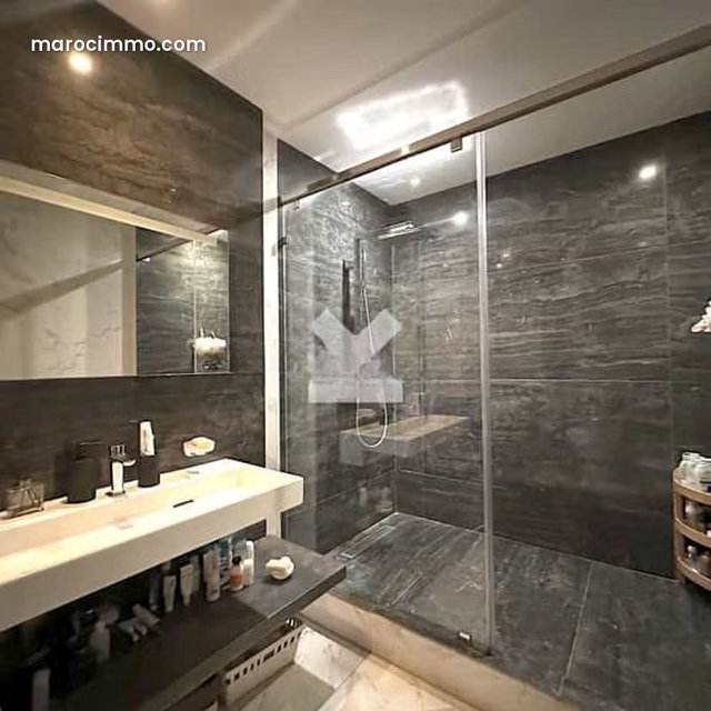 Appartement à Vendre de 208.0 m² à Casablanca, Ain Diab — 3