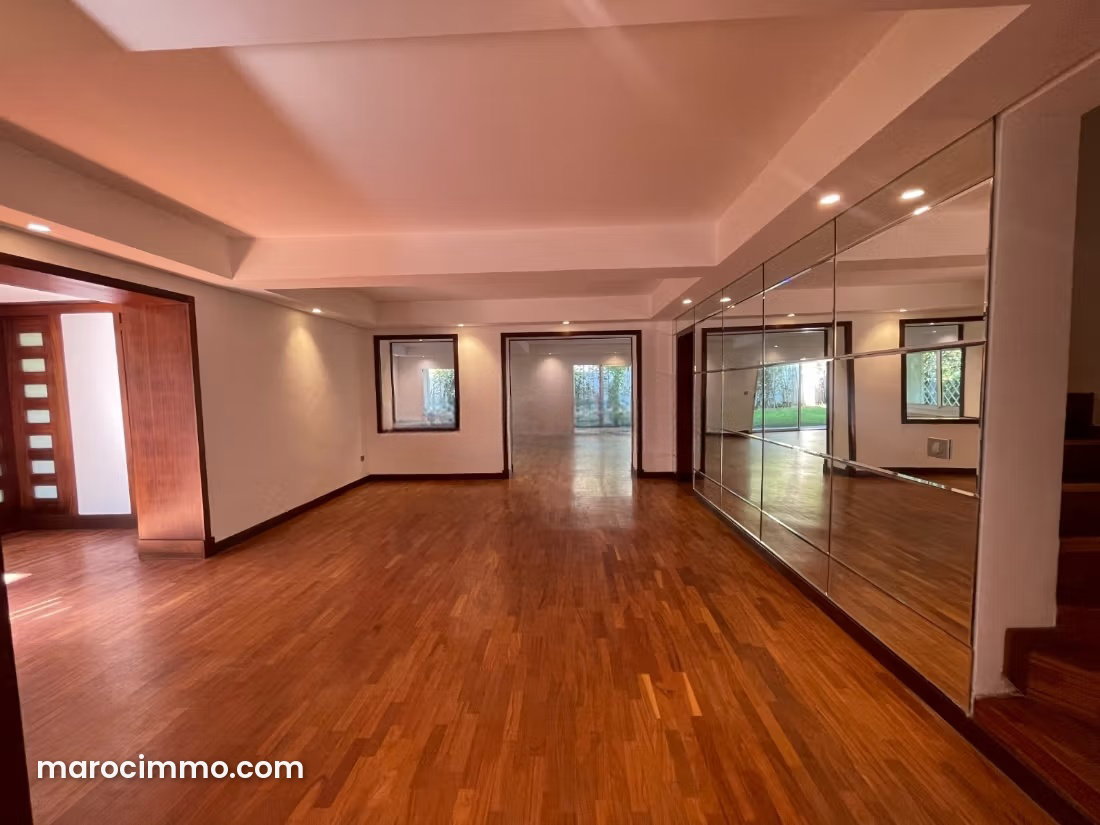 500 m² Villa with Garden, Anfa Supérieur, Casablanca — Casablanca
