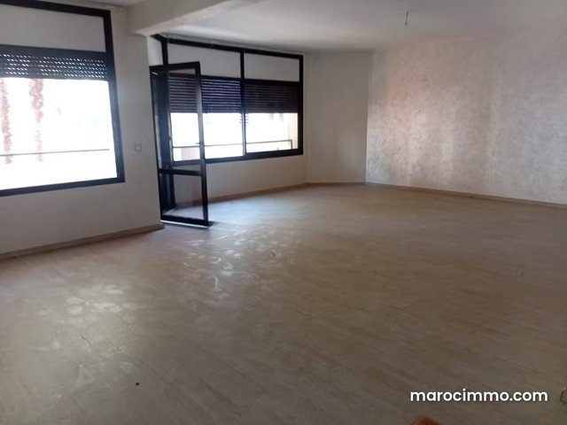 Quartier Agdal Appartement spacieux à louer — 4