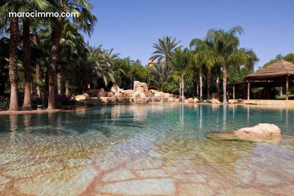 Newly Built 2,000 sq m Villa on 4 Hectares, Les Portes de Marrakech — Marrakesh