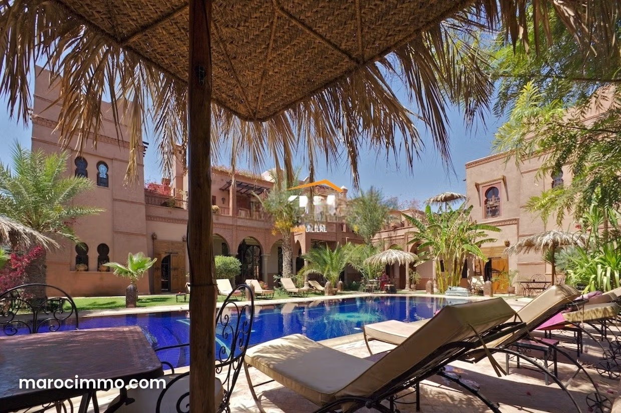 Villa palais 1200 m² avec piscine suspendue, Hay Targa Marrakech — Marrakesh