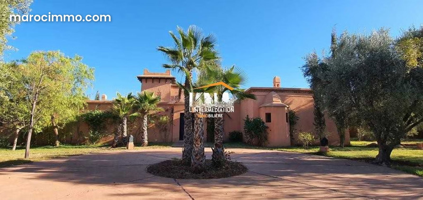 933 sq m villa on 3.5 hectares, Ourika Road, Marrakech — Marrakesh