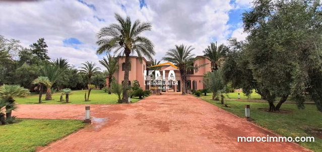 Très belle Villa de style oriental face aux montagnes de l’Atlas — 2