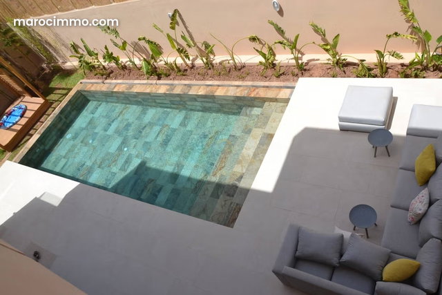 Beautiful New Modern & Contemporary Villa — 4