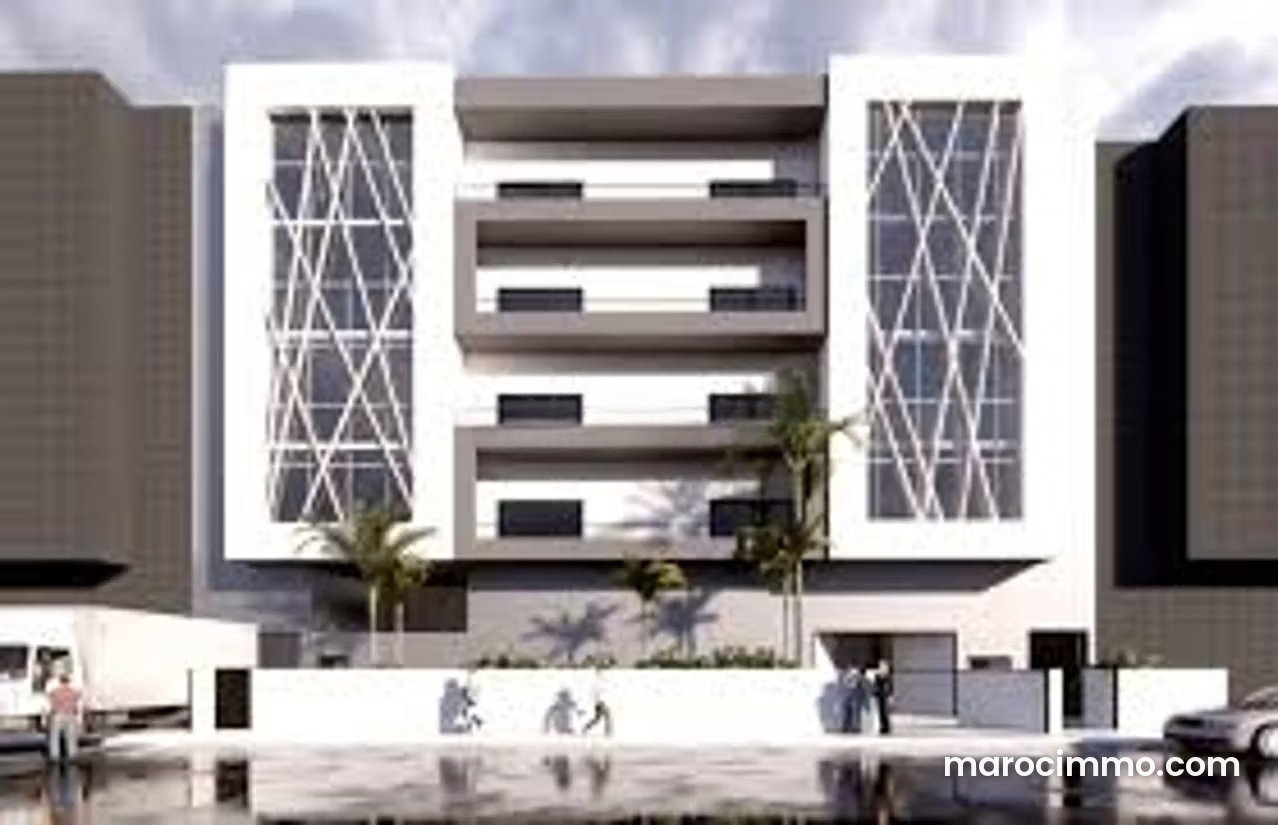 1,300 m² Office Building for Sale, Casablanca North Industrial Area, 5 Floors — Casablanca