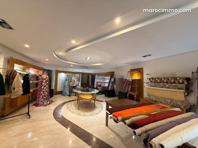 Local Commercial à louer à MAARIF — 2
