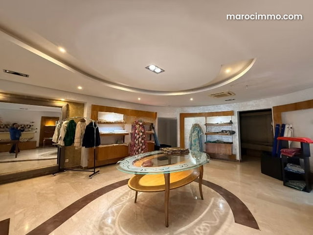 Local Commercial à louer à MAARIF — 3