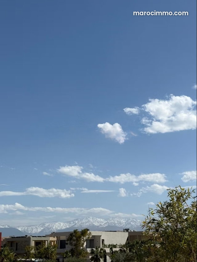 Villa contemporaine à vendre. Située au sein d’un lotissement sécurisé sur la Route d’Ourika, avec une magnifique vue sur les montagnes — 3