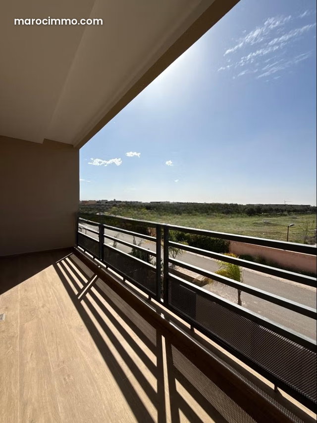 Villa contemporaine à vendre. Située au sein d’un lotissement sécurisé sur la Route d’Ourika, avec une magnifique vue sur les montagnes — 5