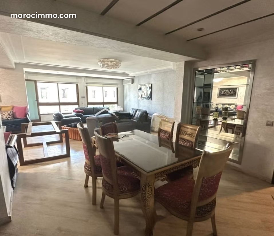 Spacious 238 sqm apartment in Palmier, Casablanca, with terrace — Casablanca