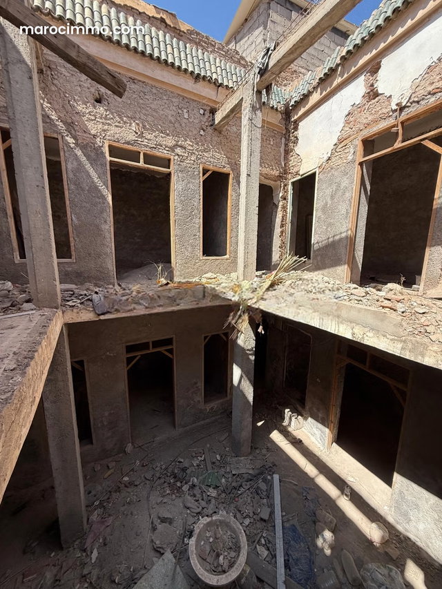 Spacieux Riad a rénové quartier Bensalh de 105 m2 — 4