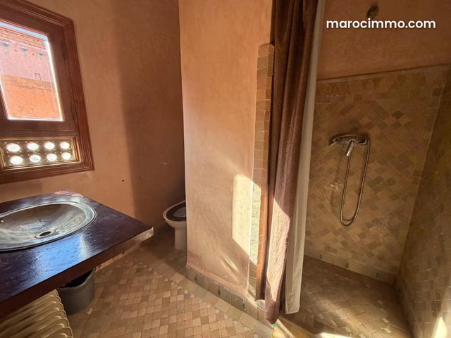 Riad à rafraîchir avec rooftop et vue ménara – agdal — 3