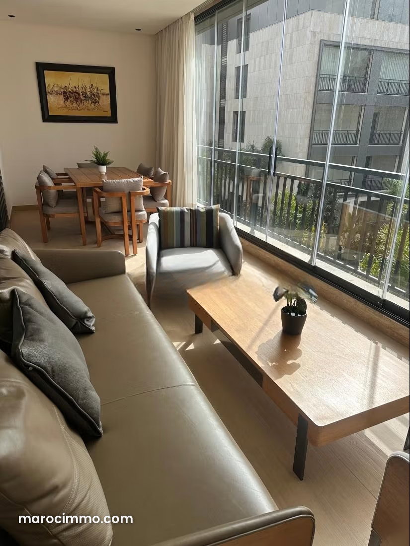 Duplex meublé 174 m², Souissi, Rabat, lumineux avec terrasses — Rabat