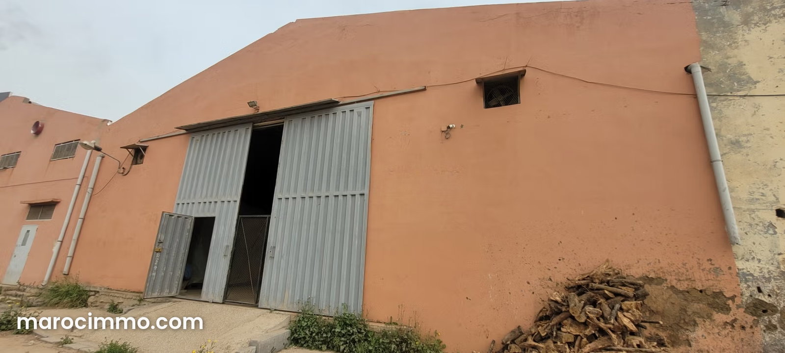 1,490 m² Factory in Mediouna Industrial Zone, R+4 Development Potential — Mediouna