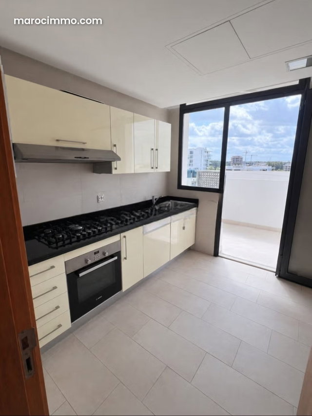 Appartement de 3 chambres au Souissi — 2