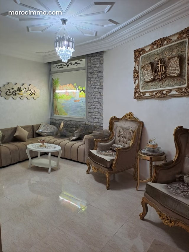 Vente Appartement 224 m² – 3 Chambres — 4