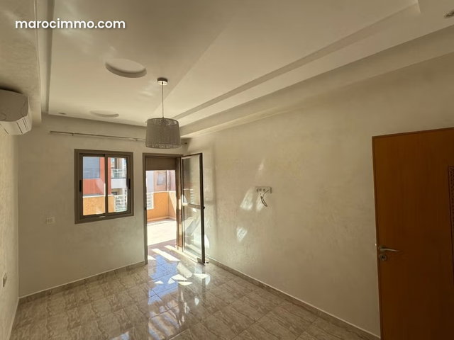 À louer vide Appartement Madame Plaza — 5