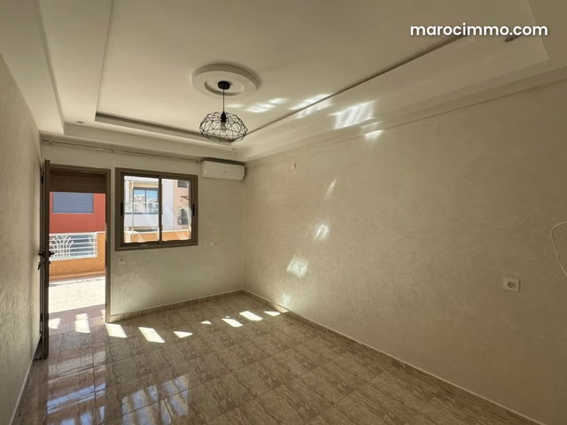 À louer vide Appartement Madame Plaza — 4