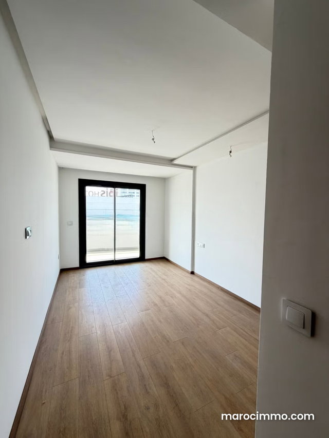 Apartment for Immediate Occupation — 5