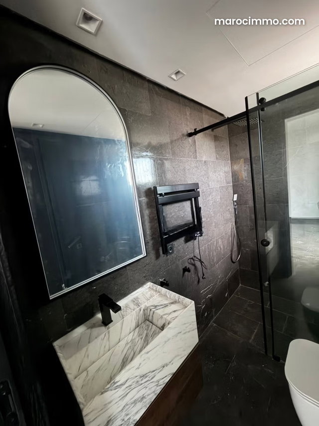 Cozy apartment for rent in CIL Hay Salam. 7 spacious rooms. Double glazing windows and central heating — 5