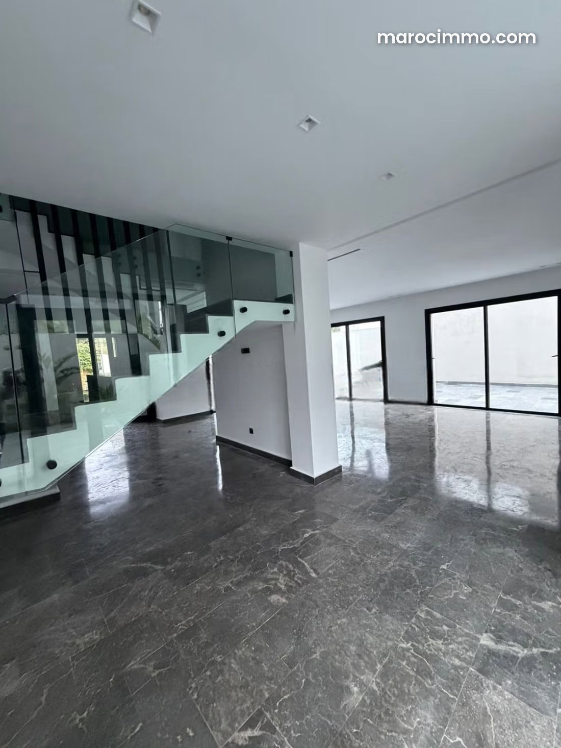 Appartement 450 m² avec piscine et jardin au CIL Casablanca — Casablanca