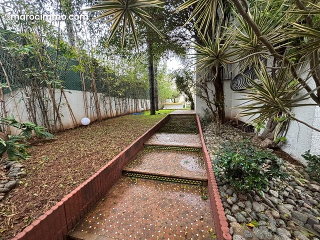 Luxurious Villa for Rent in Ain Diab. 4 Comfortable Bedrooms. Double Glazing and Central Heating — 5