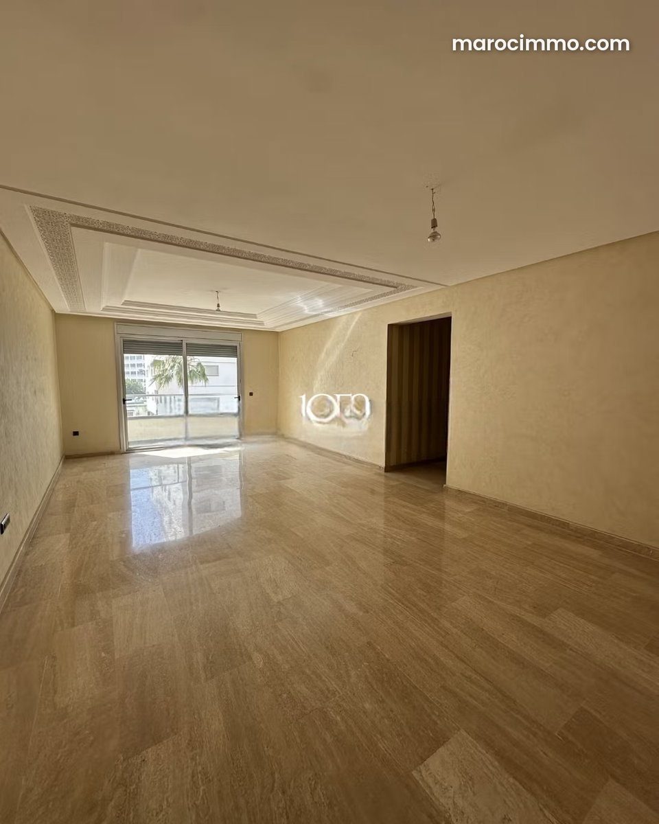 Spacious 130 m² Apartment for Rent, Iberia