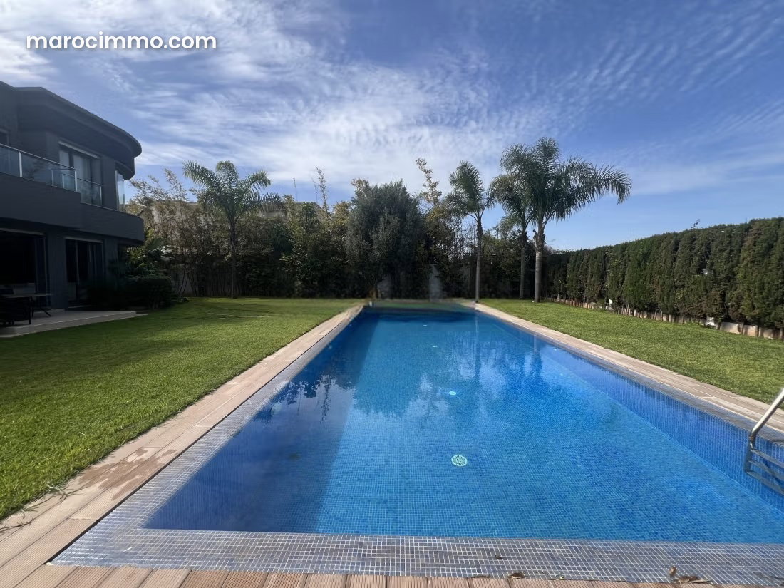 1,060 m² Villa with Pool and Garden, Californie, Casablanca — Casablanca