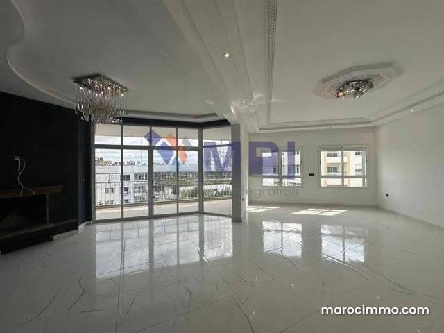 Appartement Vide à louer quartier Iberia — طنجة
