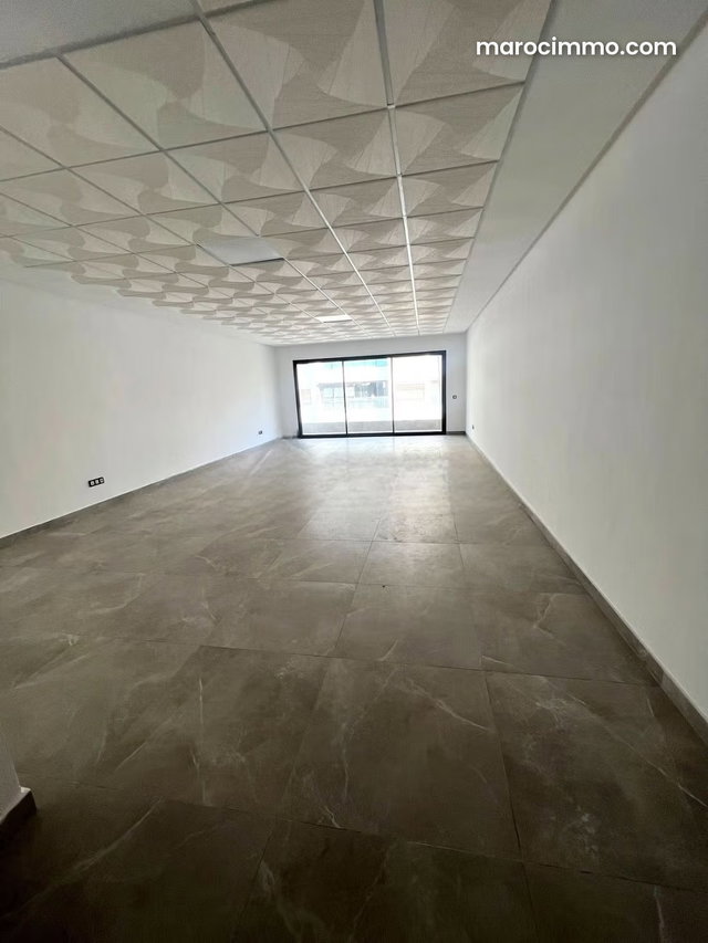 Bureau à vendre 73 m² Roches Noires Casablanca — 3