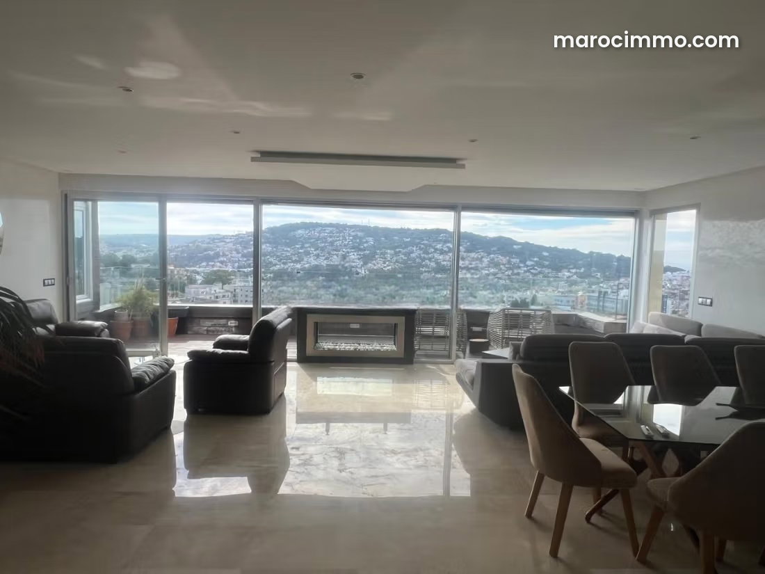 200 m² Apartment with Sea and Mountain Views, Iberia, Tangier — Tangier