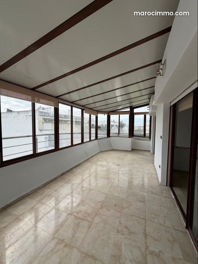 Appartement à louer à l’agdal avec terrasse — Rabat