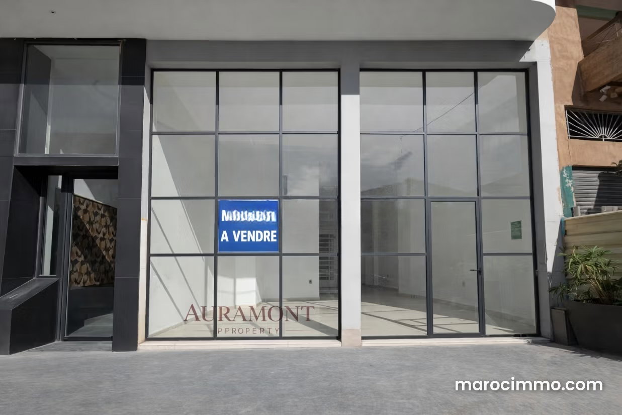 302 m² Retail Unit in Central Bouskoura, Ideal for a Franchise — Bouskoura