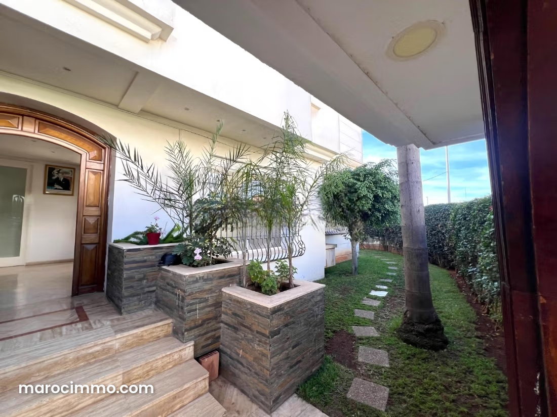 Grand appartement de 500 m² à louer à Sidi Maarouf, Casablanca — Casablanca