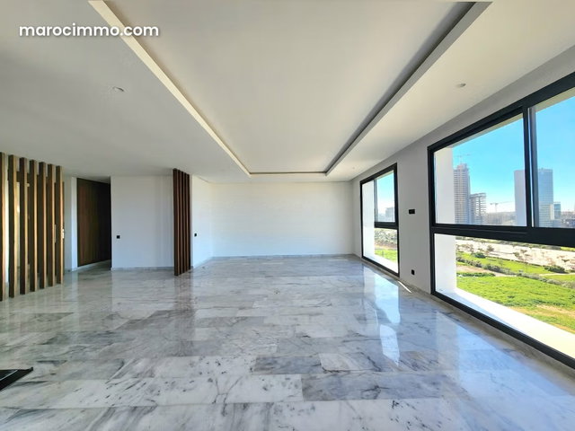 Rent this apartment in Casablanca Finance City. Total surface area 180 m². Elevator and parking — 4