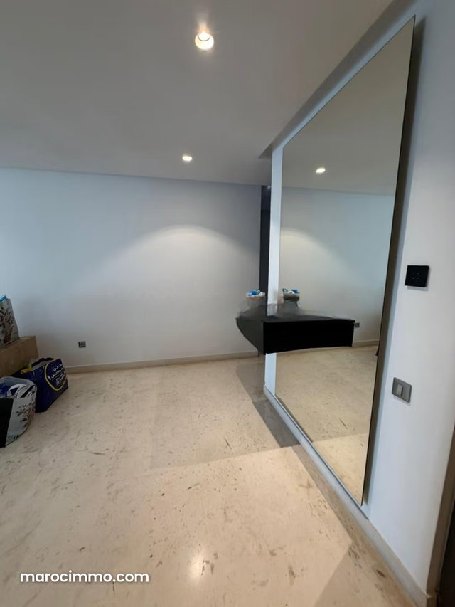 Tres bel appartement HS a louer VIDE sur ain diab — 2