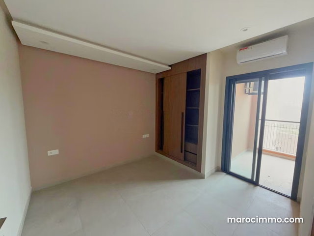 Petit studio, Gueliz, Sous Location Possible — 2