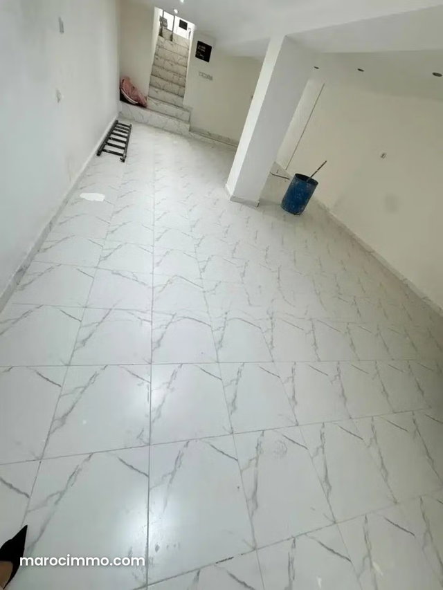 Local Commercial Premium à Vendre — 4