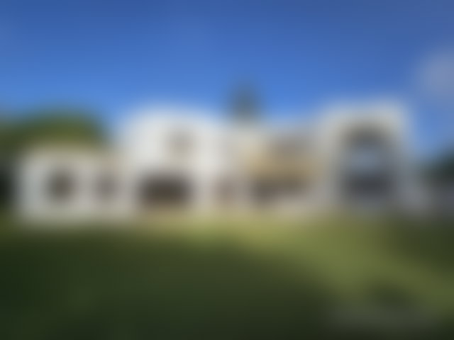 Villa 700 m² avec piscine et jardin 2700 m², Souissi, Rabat — 3