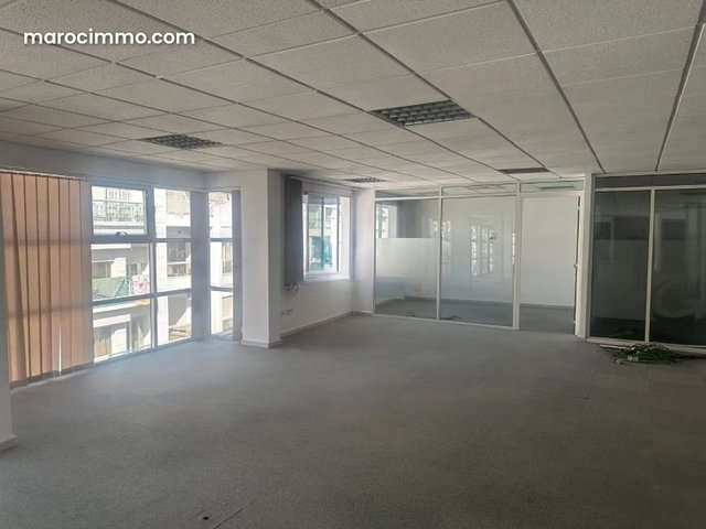 Plateau de bureau à louer MASSIRA KHADRA — 2