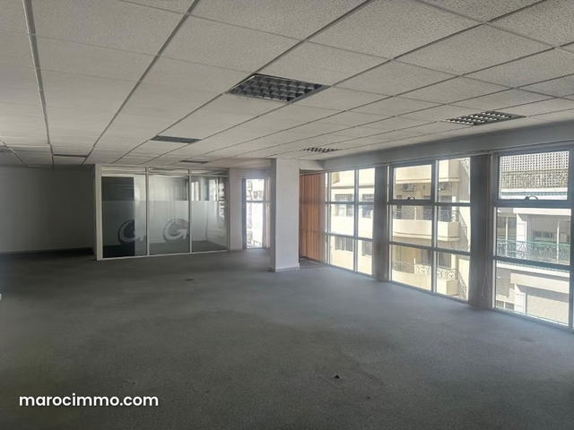 Plateau de bureau à louer MASSIRA KHADRA — Casablanca