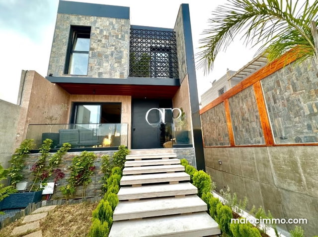 Luxury Villa for Sale or Rent – Mnar — 2