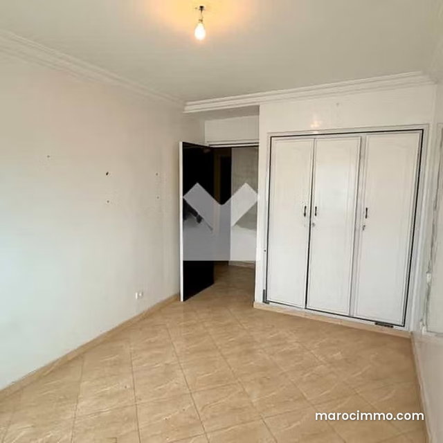 Appartement à Vendre de 121.0 m² à Casablanca, Plateau — 4