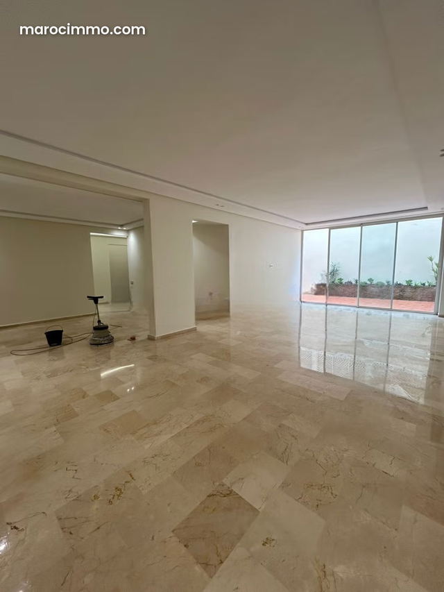 EXCEPTIONNEL Entièrement Rénové à Louer Maarif ex — Casablanca