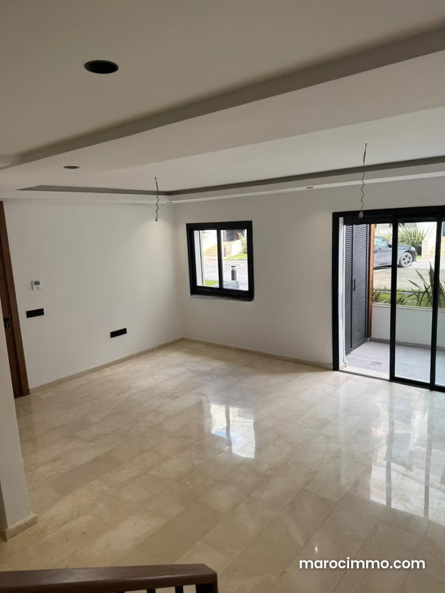 Très bel appartement en location à Ville Verte. 3 pièces — 2
