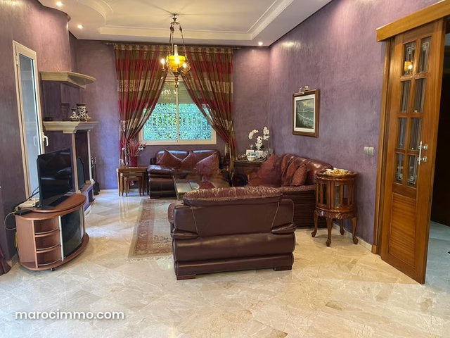 Luxury House for Sale in Hay Targa. 4 Bedrooms. Pool, Air Conditioning — 3
