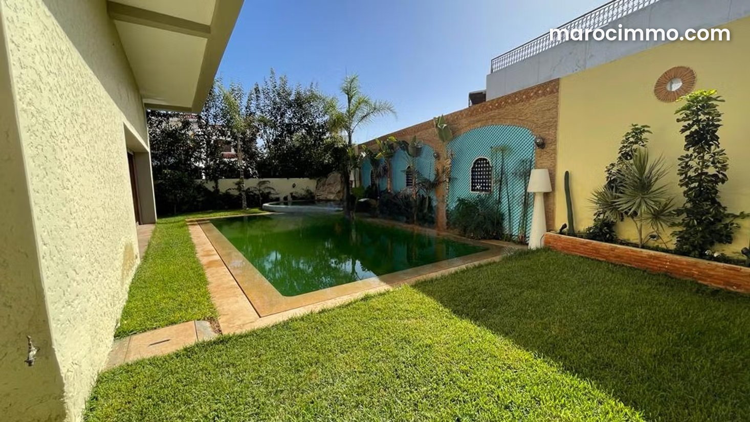 750 sqm Villa with Pool, Aïn Diab, Casablanca — Casablanca