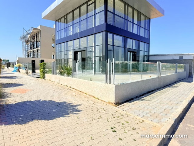 Villa commercial de haut standing à vendre à Tamaris — 4